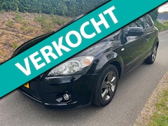 Kia Pro cee'd - 1.4 CVVT X-ecutive met NAP, Onderhoudsboekjes en oa: Airco, Lm 16", Radio/Cd/Navi/Tel, Iso