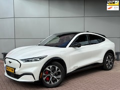 Ford Mustang Mach-E - AWD 75 kWh 258pk | Pano | Technology Pack+ | SOH 93, 5% |