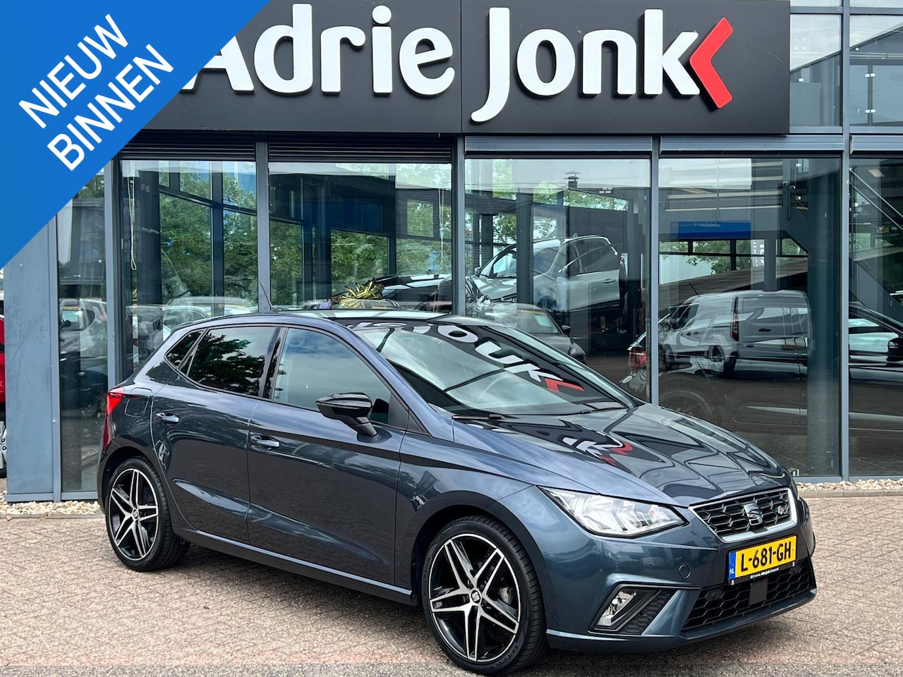 SEAT Ibiza - 1.0 TSI FR Business Intense 18"LM VELGEN | NAVIGATIE FULL MAP | APPLE CARPLAY/ANDROID AUTO - AutoWereld.nl