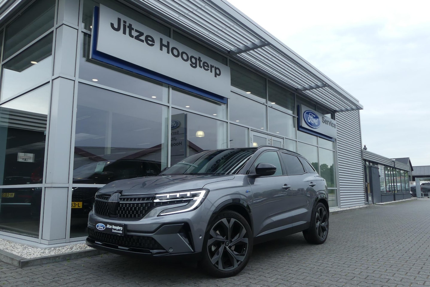 Renault Austral - 1.2 E-Tech full hybrid 200 iconic esprit Alpine AFN. TREKHAAK (1.500KG), PANO, 360° CAMERA - AutoWereld.nl