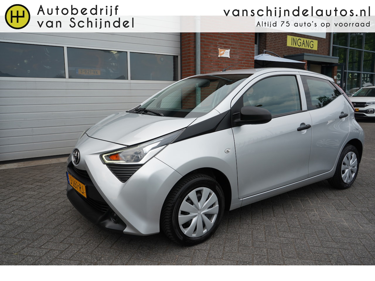 Toyota Aygo - 1.0 VVT-I X-FUN OKT 2020 NL AUTO 5 DEURS AIRCO CRUISECONTROL LED BLUETOOTH RADIO CD AUX EL - AutoWereld.nl