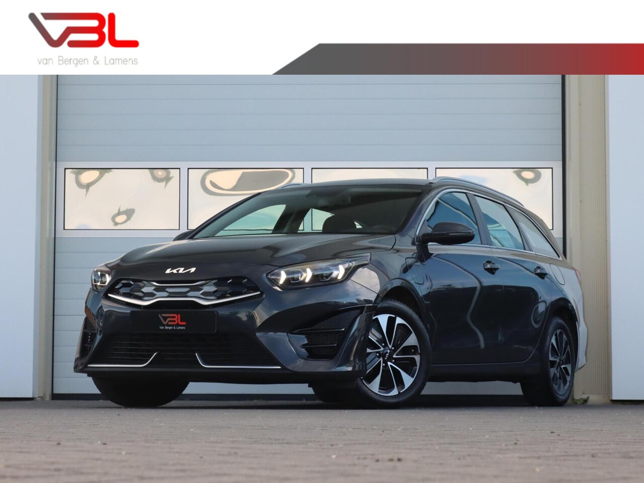 Kia Cee'd Sportswagon - Ceed 1.6 GDI PHEV 140PK DynamicPlusLine | afneembare Trekhaak - AutoWereld.nl