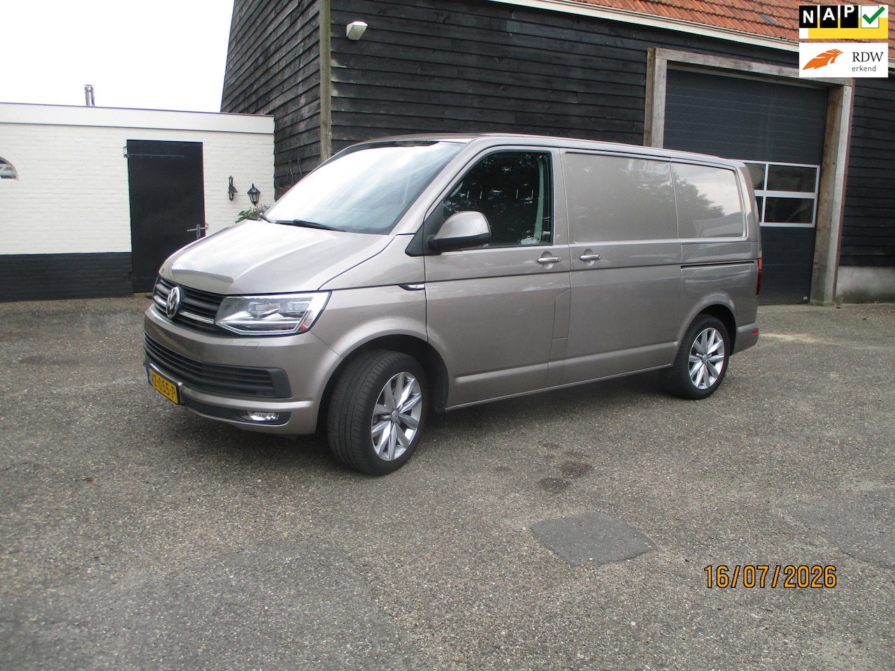 Volkswagen Transporter - 2.0 TDI L1 Highline 204 pk EURO 6, MARGE 2e. eig. - AutoWereld.nl
