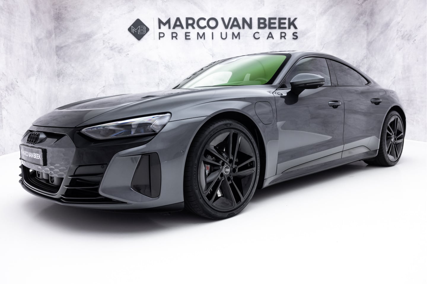 Audi e-tron GT - RS 93 kWh | Achterassturing | Carbonpakket | Stoelventilatie | Massage | 21" - AutoWereld.nl