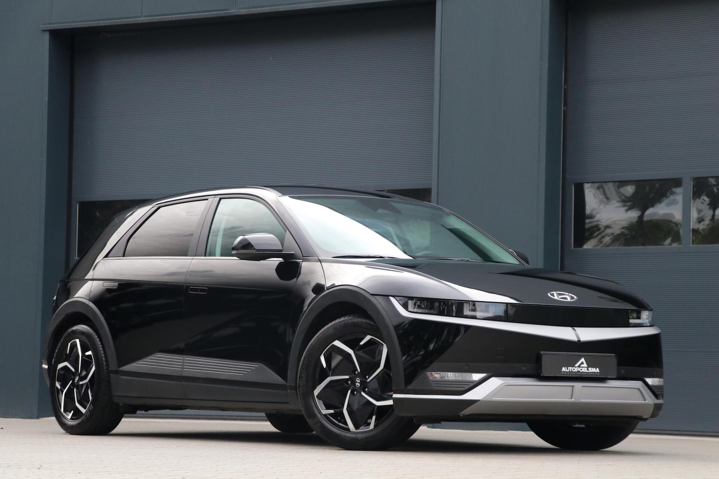 Hyundai IONIQ 5 - Style 58 kWh AdaptiveCruise Warmtepomp Camera AppleCarplay Leder/Stof SOH 100% 79000KM BJ2 - AutoWereld.nl