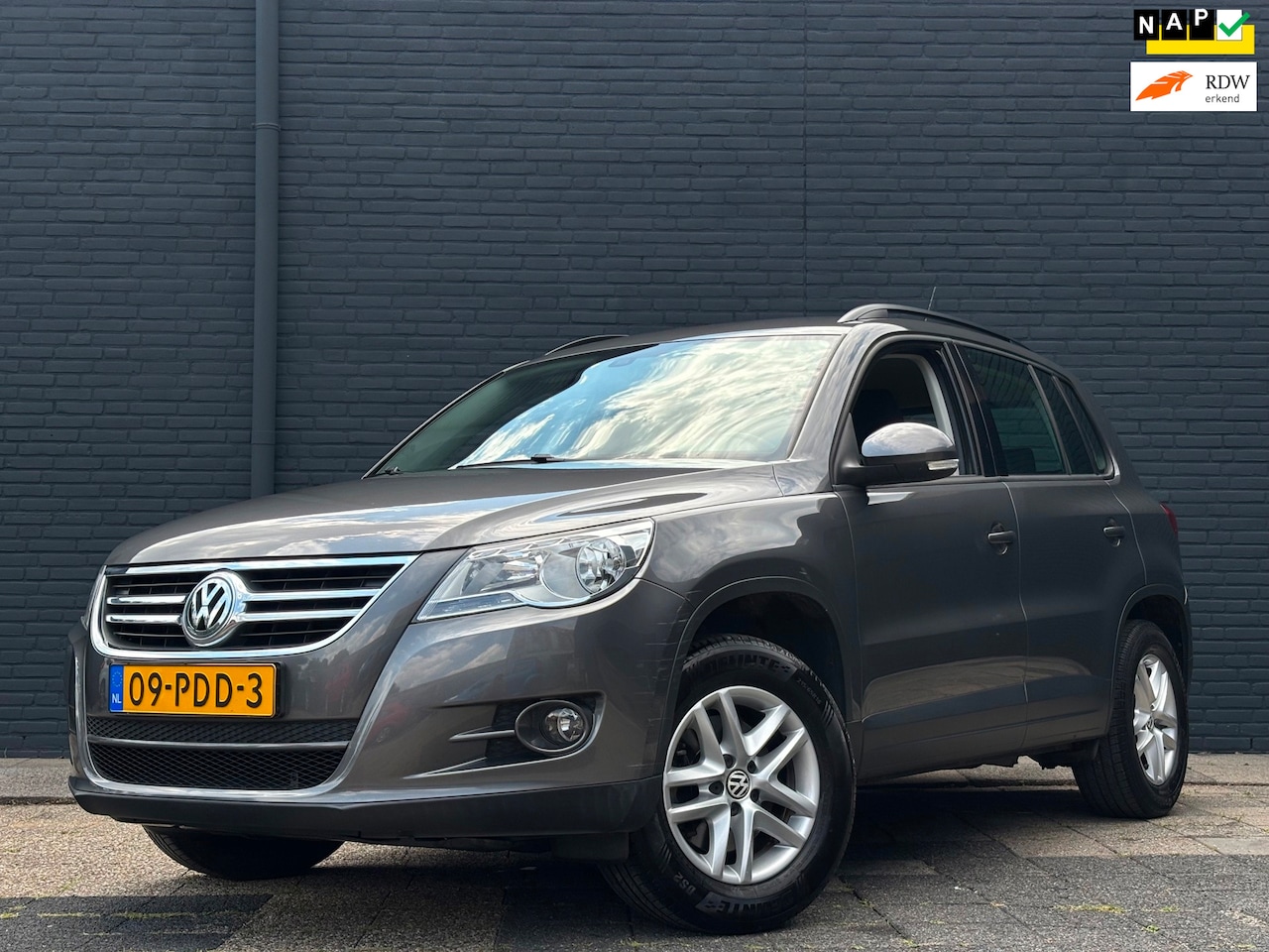 Volkswagen Tiguan - 1.4 TSI | Comfort&Design | Trekhaak | Cruise Control | Climate Control | 1ste Eigenaar - AutoWereld.nl