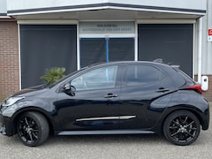 Toyota Yaris - 1.5 Hybrid Executive Stoelverw / Carplay / Leer