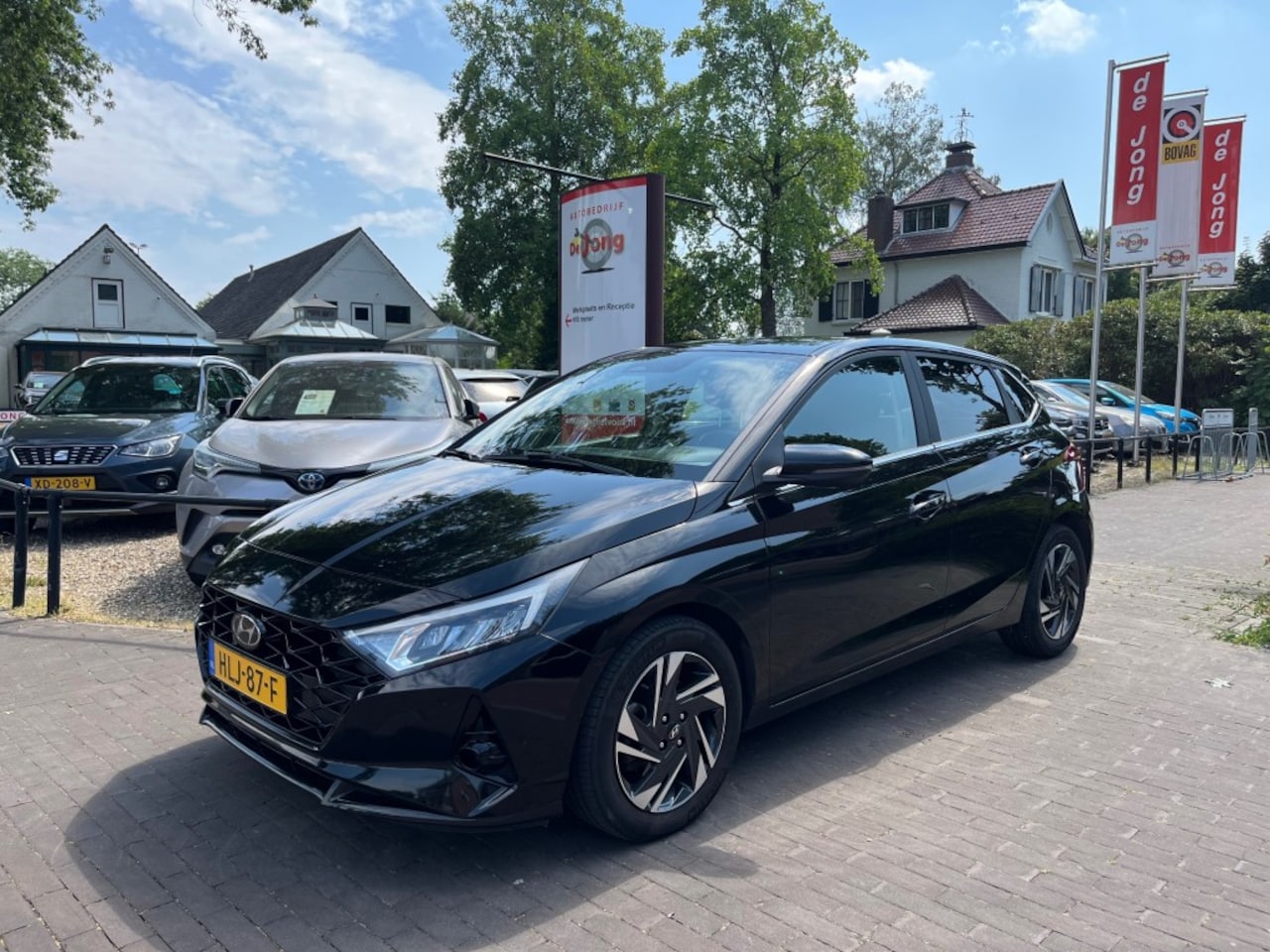 Hyundai i20 - 1.0 T-GDI AUTOMAAT 101PK / CARPLAY / CAMERA / STOEL+STUUR VERWARMING / CRUISE CTR. - AutoWereld.nl