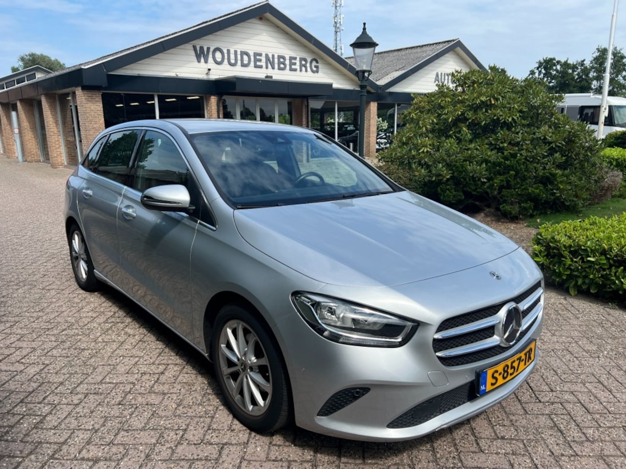 Mercedes-Benz B-klasse - B 180 Prograssive - AutoWereld.nl