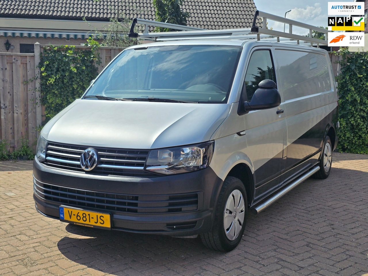 Volkswagen Transporter - 2.0 TDI L2H1 Comfortline 2.0 TDI L2H1 Comfortline, AC,Cam,Trekhaak. - AutoWereld.nl