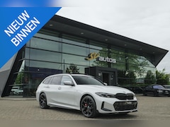 BMW 3-serie Touring - 330e xDrive M-sport M3 stoelen Panoramadak *SOH 98%* Memory *BTW* Black pack NLauto 19" LM