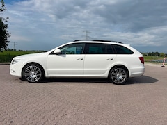Skoda Superb Combi - 1.8 TSI Comfort PANO LEDER