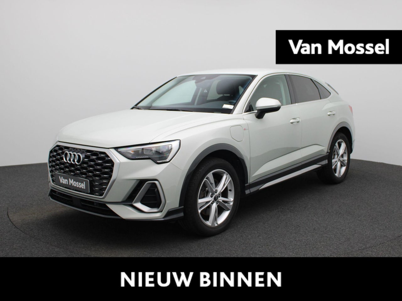Audi Q3 Sportback - 45 TFSI e S Edition | Apple Carplay / Android Auto | Camera | Parkeersensoren | Trekhaak | - AutoWereld.nl