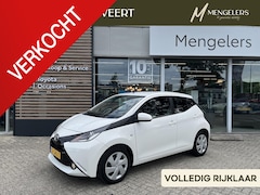 Toyota Aygo - 1.0 VVT-i X-Play | Camera | NL-Auto | Navigatie