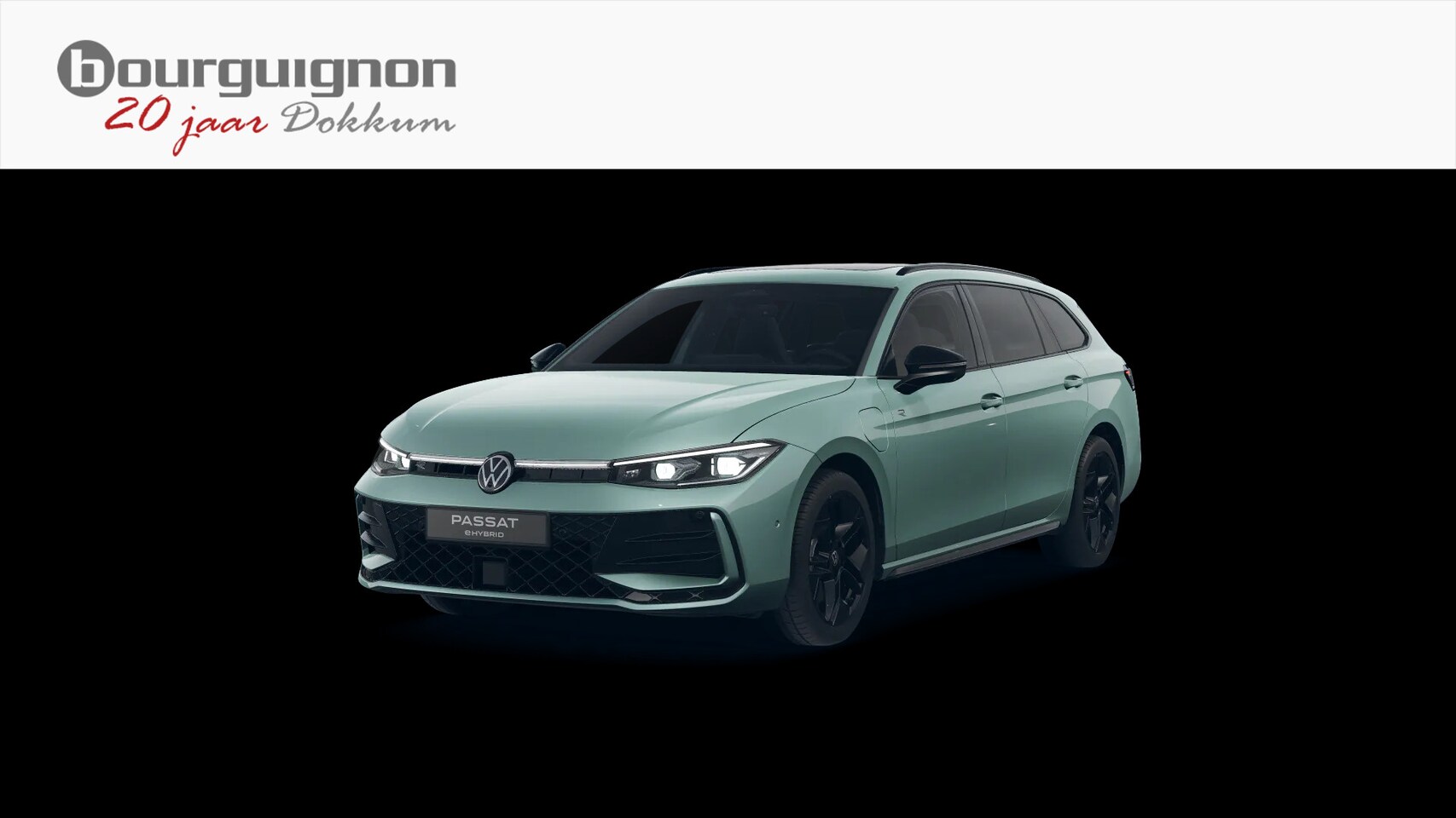Volkswagen Passat Variant - 1.5 eHybrid R-Line Business | Trekhaak | Pano Dak | 5J Garantie | Black Style | 272Pk | - AutoWereld.nl