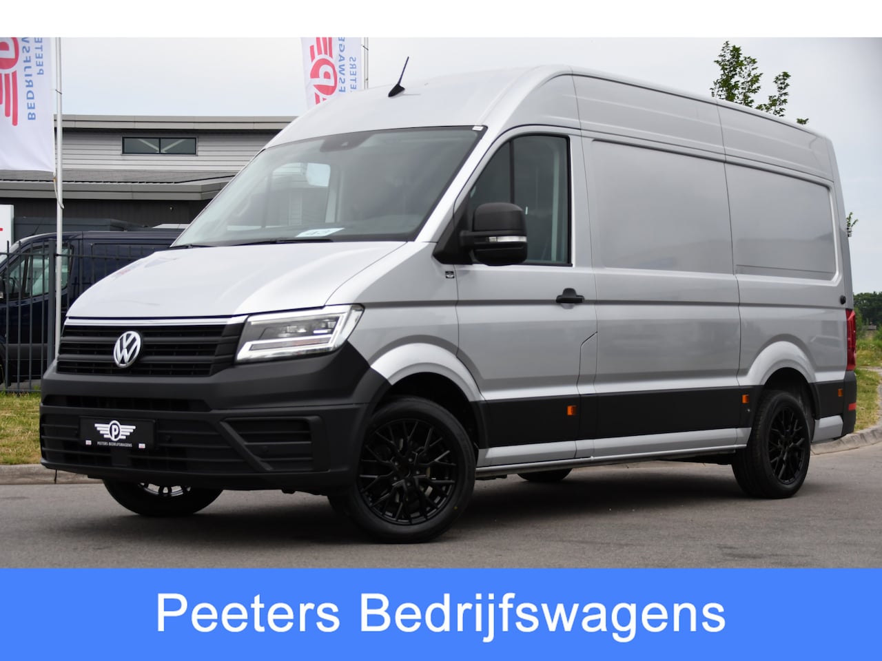 Volkswagen Crafter - 35 2.0 TDI L3H3 PB Edition Camera, Cruise, Carplay, LED, 177pk, Automaat, Multimedia, Stan - AutoWereld.nl