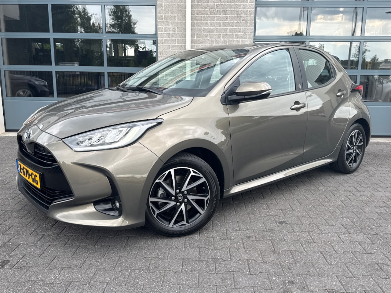 Toyota Yaris - 1.5 Hybrid Business Plus|CAMERA|CLIMA| - AutoWereld.nl