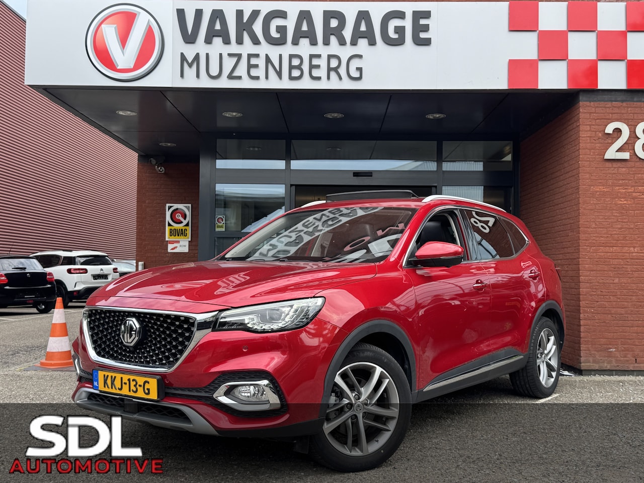 MG EHS - 1.5 TGDI Luxury // SCHUIF-KANTELDAK // 360 CAMERA // ADAPT. CRUISE // ELEK.STOELEN+KLEP // - AutoWereld.nl