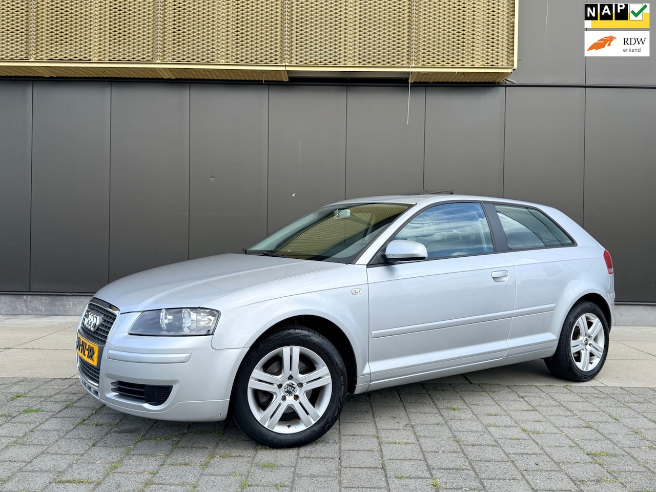 Audi A3 - 1.6 Attraction | Schuifdak | Airco | Cruise | Nwe APK | NAP - AutoWereld.nl