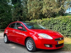 Fiat Bravo - 1.4 T-Jet Dynamic * Airco / 88Kw