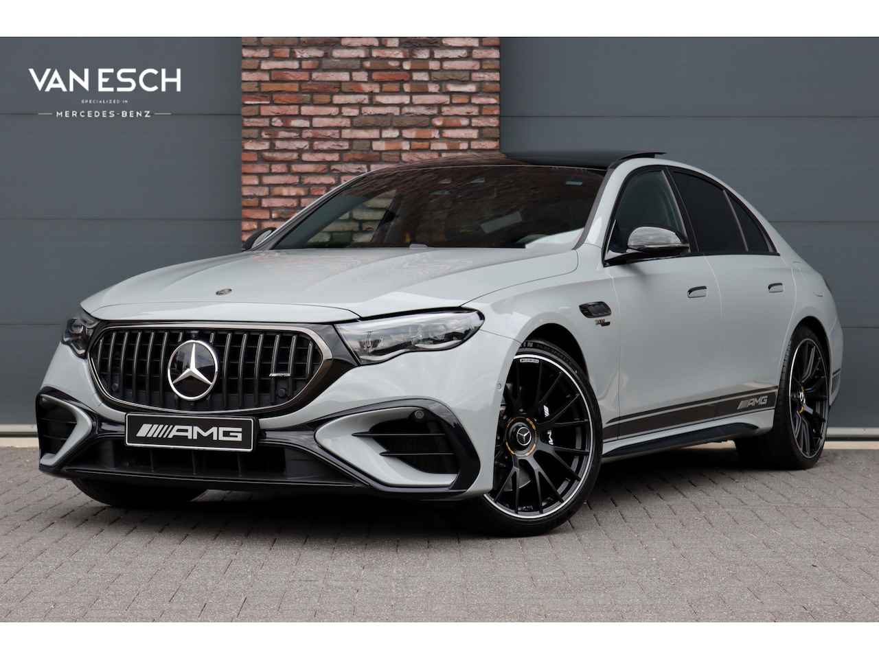 Mercedes-Benz E-klasse - AMG 53 4MATIC+ Edition 1 | 612pk | Hyperscreen | Carbon | Achterasbesturing | Distronic+ | - AutoWereld.nl