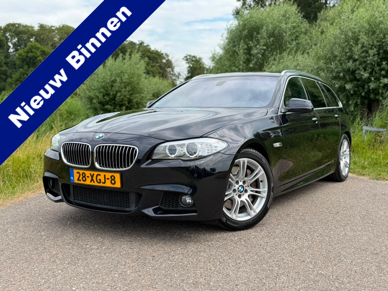 BMW 5-serie Touring - 525d High Executive / NL-Auto / Clima / Navi / Camera / cc / Elektrische Stoelen en Achter - AutoWereld.nl