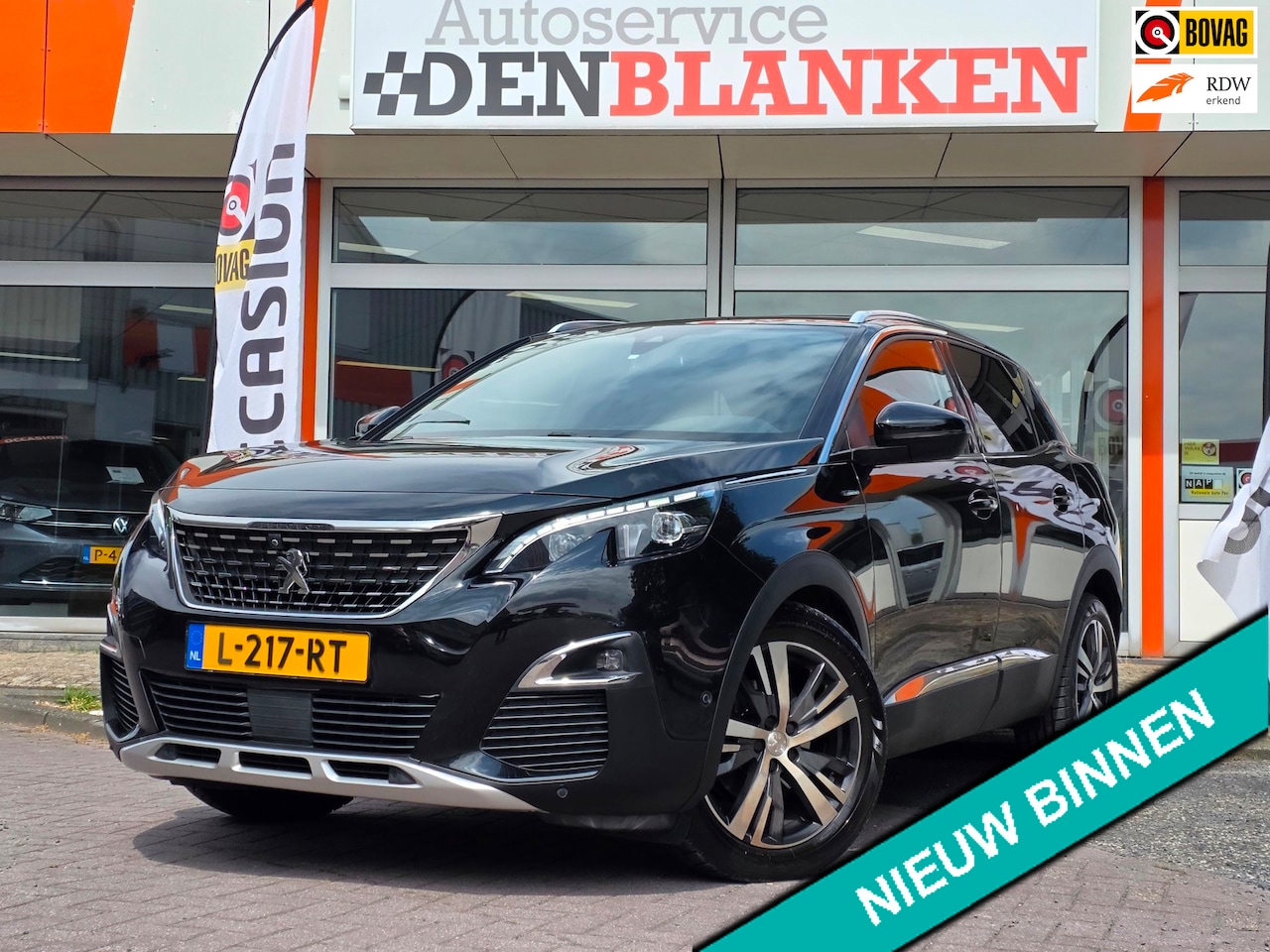 Peugeot 3008 - 1.2 PureTech GT Line BJ.2017 / Panodak / Navi / Leder / Clima / Led / 360 Camera / Trekhaa - AutoWereld.nl