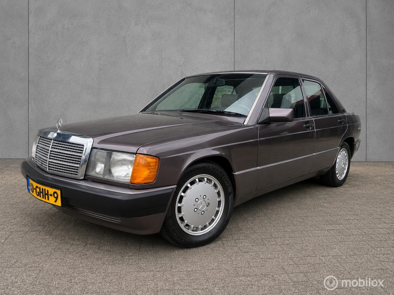 Mercedes-Benz 190-serie - 2.0 E Airco/Aut/Schuifdak/Cruise control - AutoWereld.nl