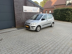 Hyundai i10 - 1.1 Active Orange Babies