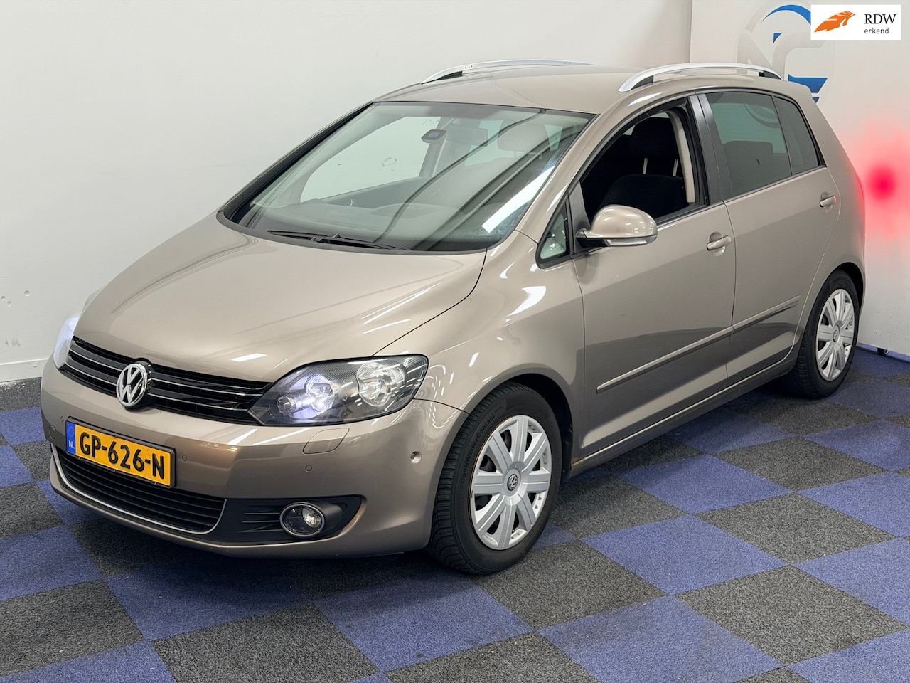 Volkswagen Golf Plus - 1.4 TSI Comfortline / AUTOMAAT / NIEUWE APK / RIJDT SCHAKELT TOP - AutoWereld.nl