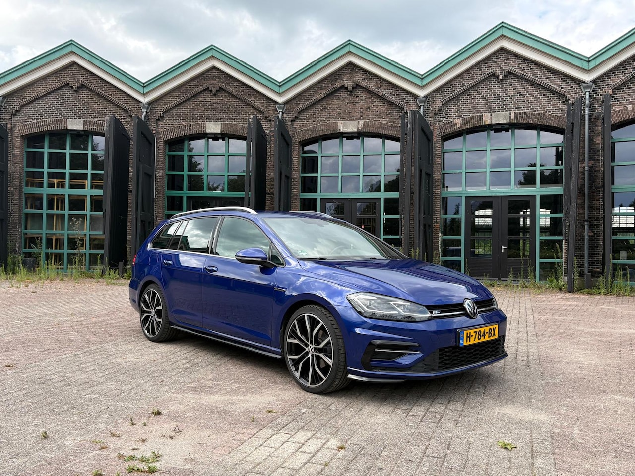 Volkswagen Golf Variant - 1.6 TDI Highline Business R Zeer nette en goed onderhouden auto - AutoWereld.nl