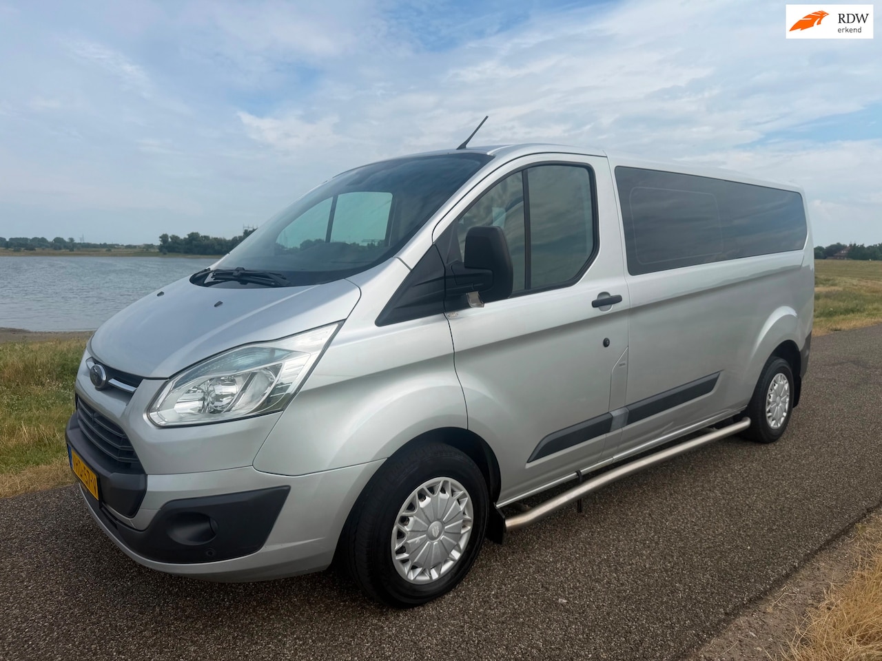 Ford Transit Custom - 310 2.2 TDCI L2H1 Limited DC 310 2.2 TDCI L2H1 Limited DC - AutoWereld.nl