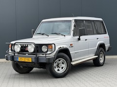 Mitsubishi Pajero - 3.0 V6 Long Body 7-Persoons - APK 12-2027 - Roest