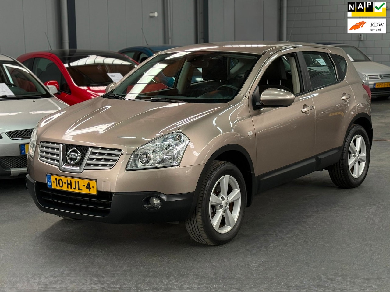 Nissan Qashqai - 2.0 Acenta Nieuwe APK NAP Airco Trekhaak PDC - AutoWereld.nl