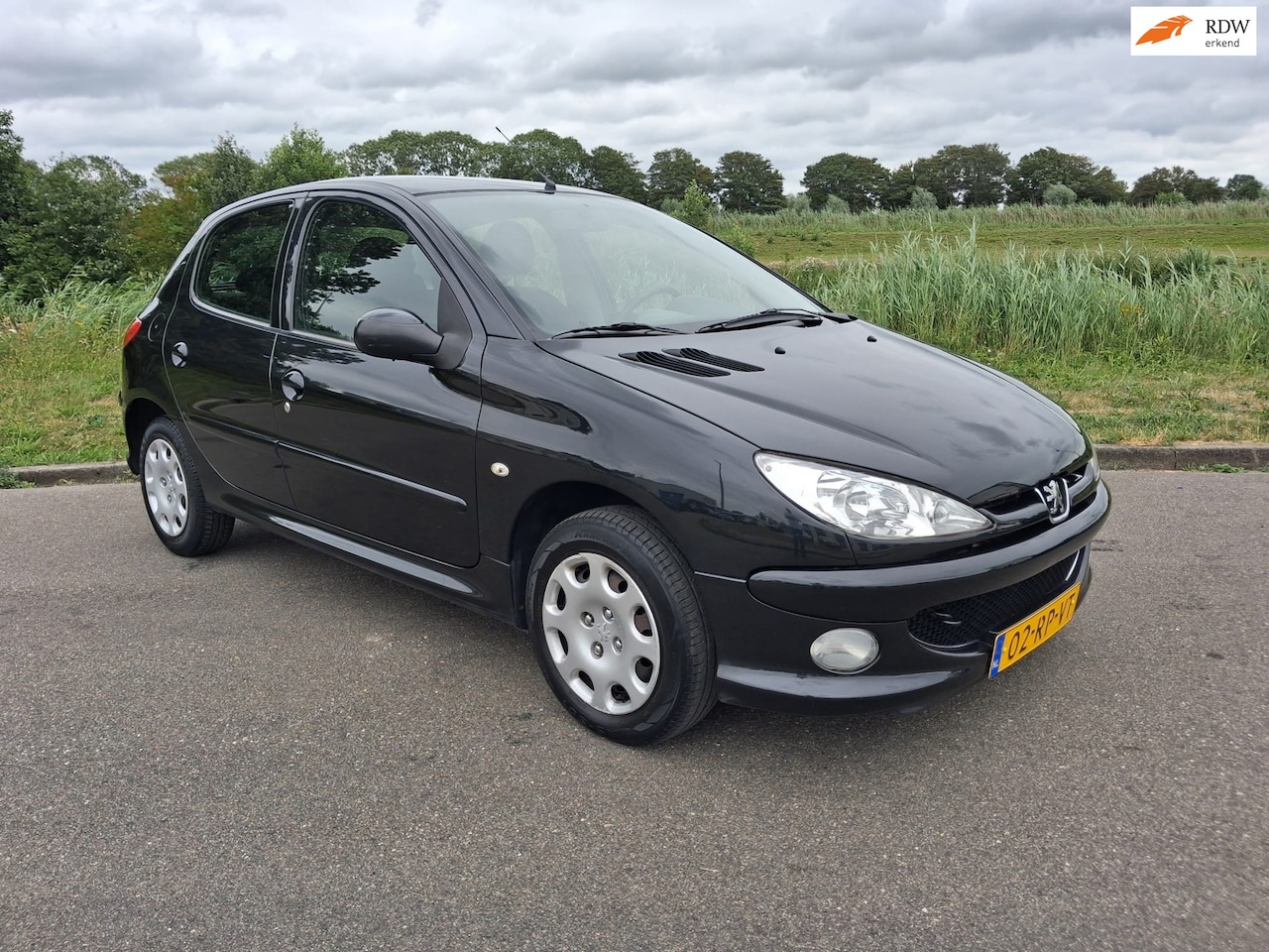 Peugeot 206 - 1.4 Air-line 2 BJ 2005 AIRCO Goed Onderhouden Mooie Peugoet 42 dkm - AutoWereld.nl