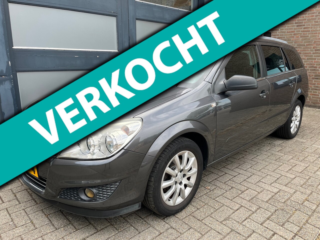 Opel Astra Wagon - 1.6 Executive 1.6 Executive, 1ste eigenaar! Volledig onderhoud. - AutoWereld.nl