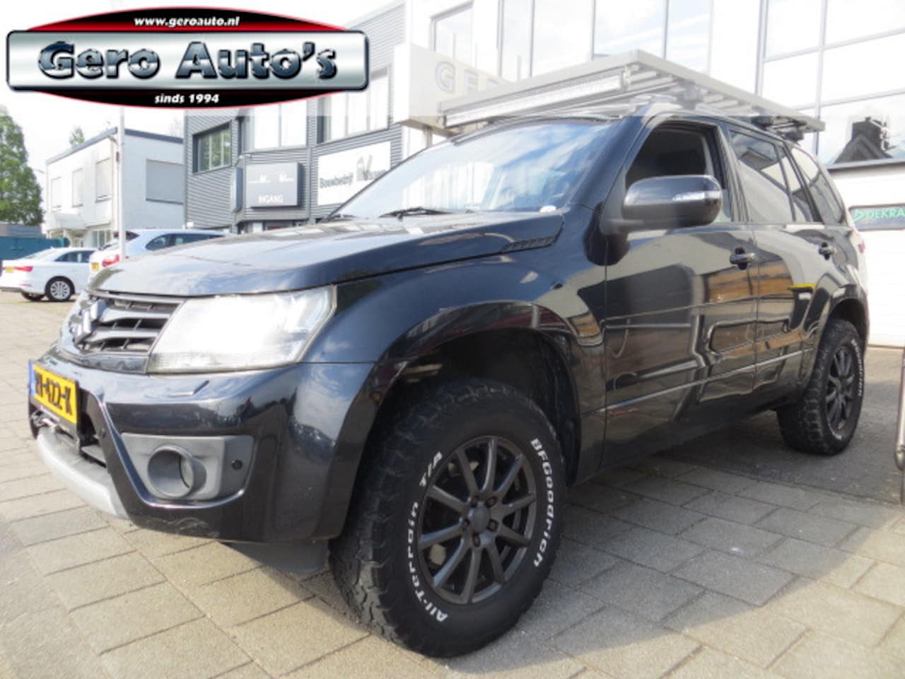 Suzuki Grand Vitara - 2.4 Exclusive imperial ,led lier etc airco ecc ,stoelverwarming ,automaat - AutoWereld.nl