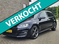 Volkswagen Golf - 1.2 TSI Connected Series*Automaat*Historie
