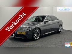 Alfa Romeo Giulia - 2.0T Super LEER NAVI CRUISE CAMERA 77000 KM