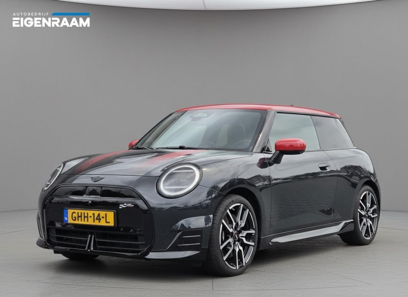 MINI John Cooper Works - Mini E Cooper M 40.7 kWh | Pano | Harman/Kardon - AutoWereld.nl