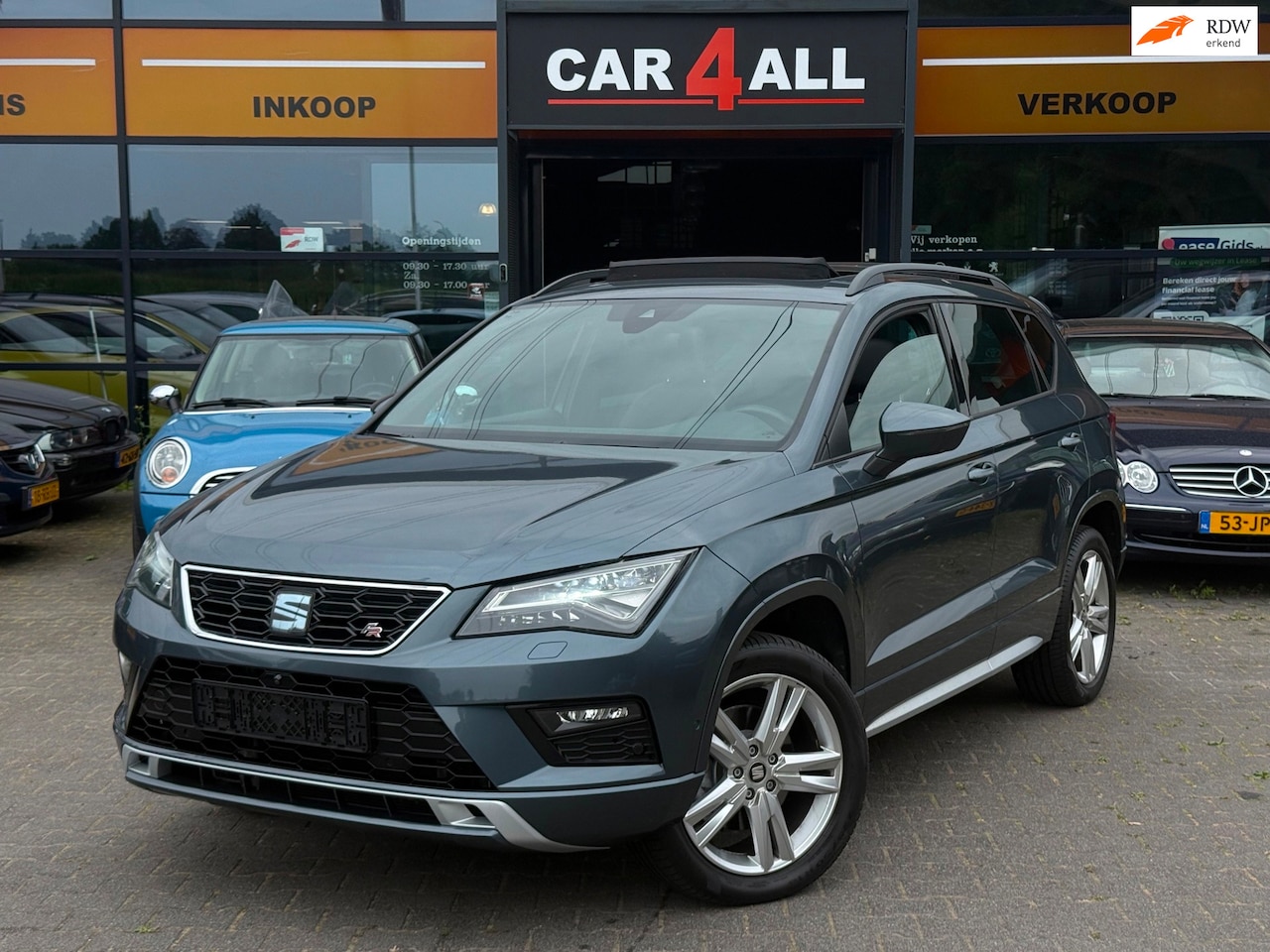 SEAT Ateca - 1.5 TSI FR Business Intense PANO/ACC/360*CAMERA/BOMVOL OPTIES/DEALERONDERHOUDEN - AutoWereld.nl