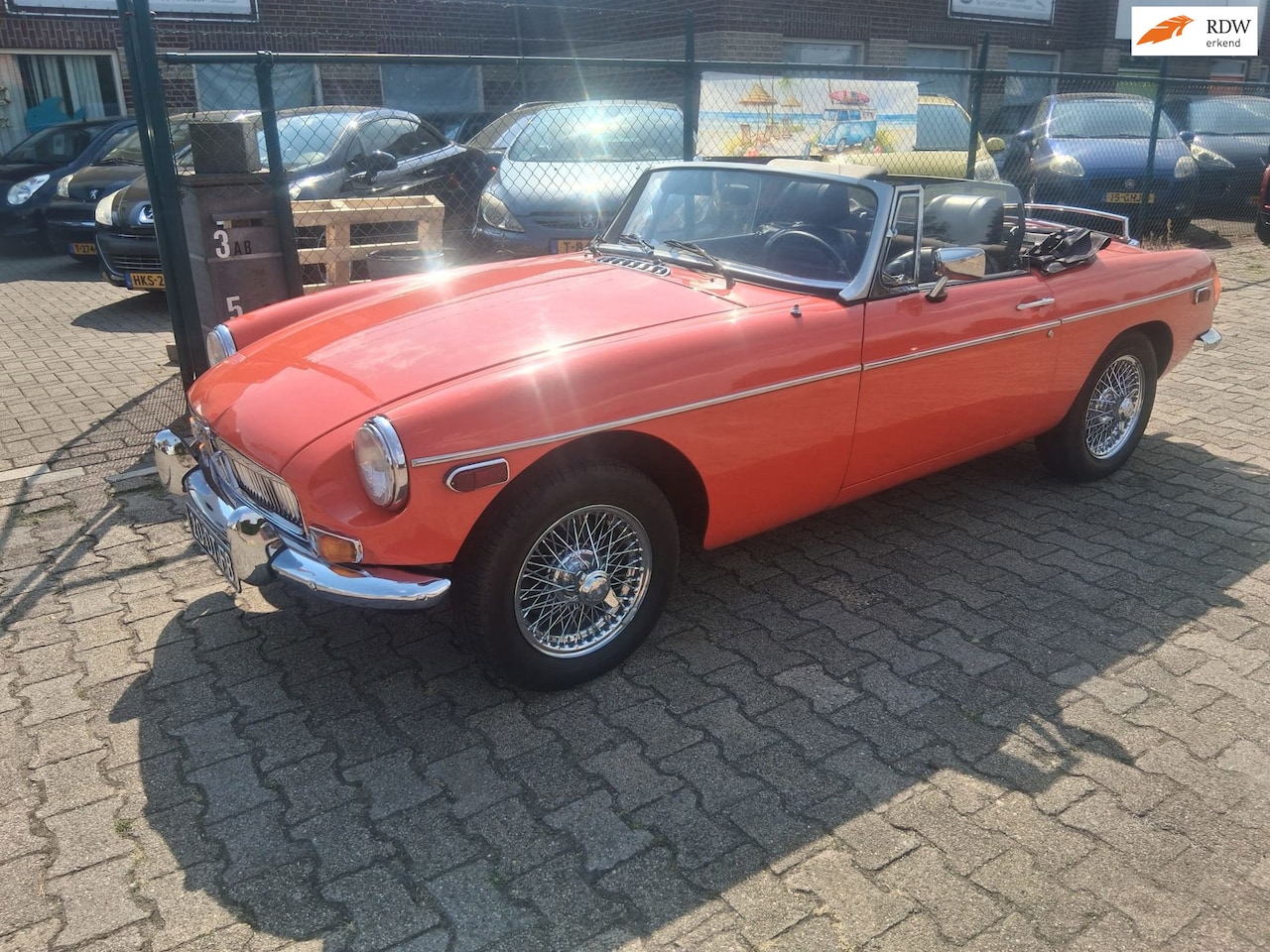 MG B type - 1.8 cabrio - AutoWereld.nl