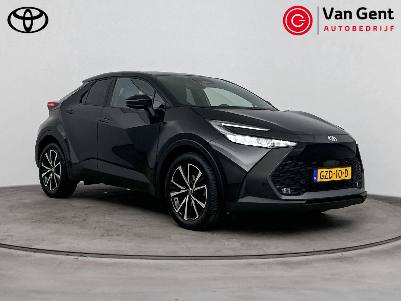 Toyota C-HR - 1.8 Hybrid 140 Dynamic | Dodehoek detectie | Apple Carplay / Android Auto | Keyless | Park - AutoWereld.nl