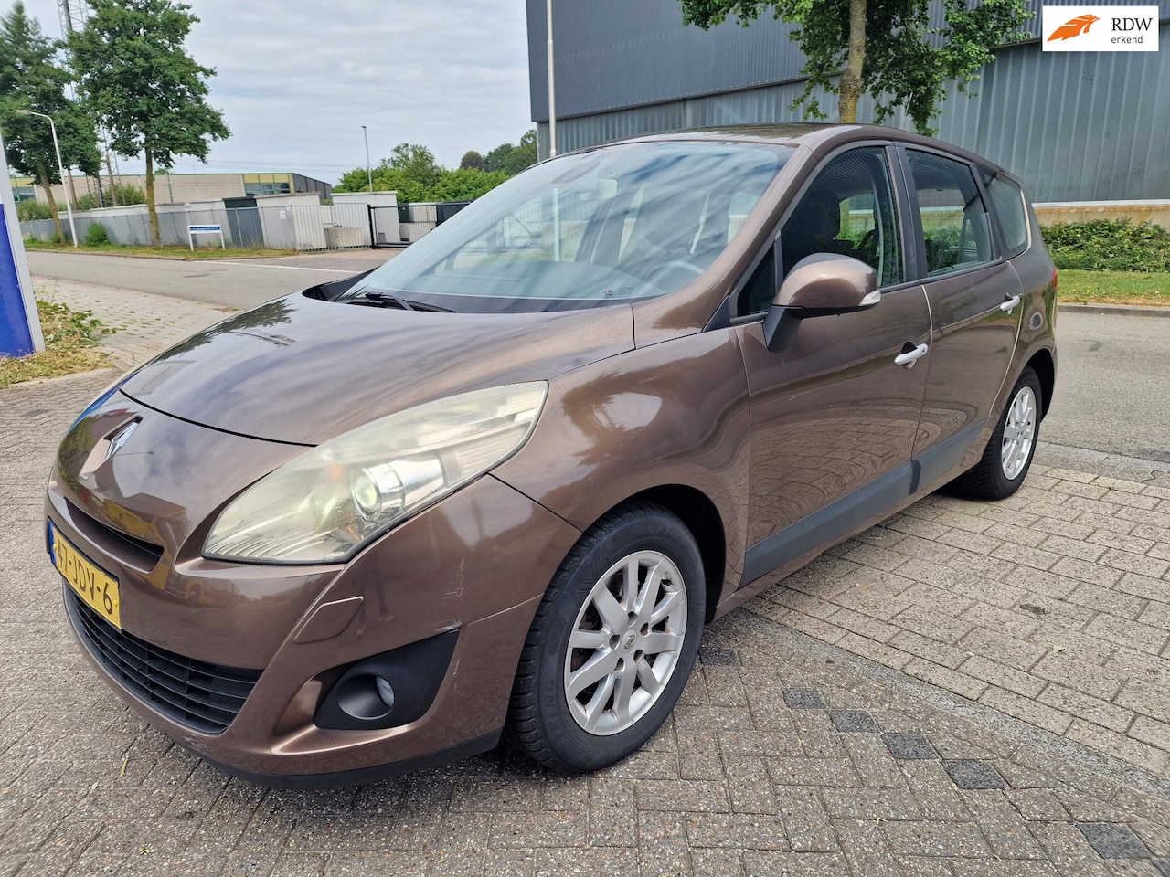 Renault Grand Scénic - 1.4 TCe Expression 1.4 TCe Expression, Apk, Nap, Goed rijdend, Inruil mogelijk. - AutoWereld.nl
