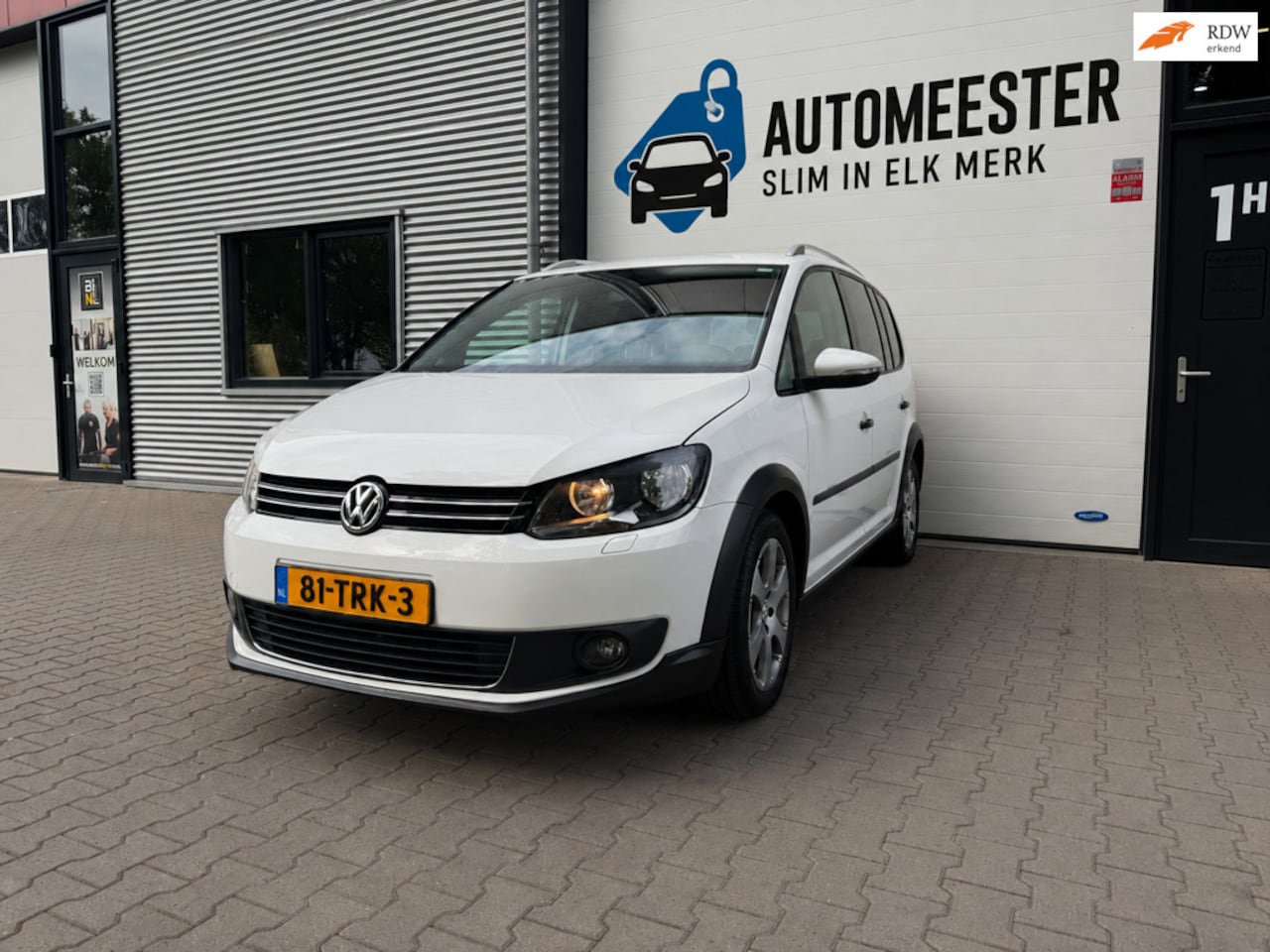 Volkswagen Touran Cross - 1.4 TSI Cross-NWE distri ketting-NWE banden-Airco-NWE apk- - AutoWereld.nl