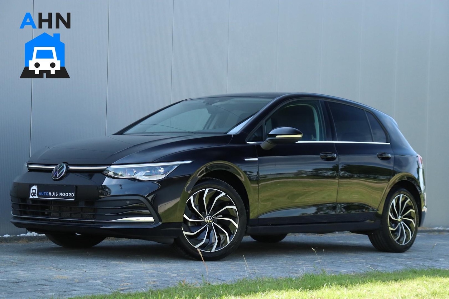 Volkswagen Golf - 8 1.5 eTSI Style / 150PK / DSG / Virtual Cockpit / MATRIX LED / ACC / DAB / Camera / Trekh - AutoWereld.nl