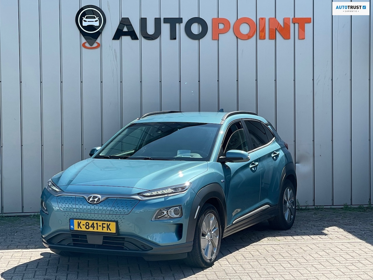 Hyundai Kona Electric - EV Fashion 64 kWh SOH 100% WARMTEPOMP DEALER OND HEAD-UP - AutoWereld.nl