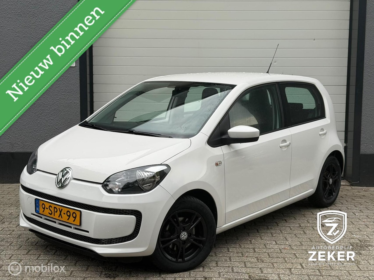 Volkswagen Up! - 1.0 cheer up! BlueMotion / airco / cruise / - AutoWereld.nl