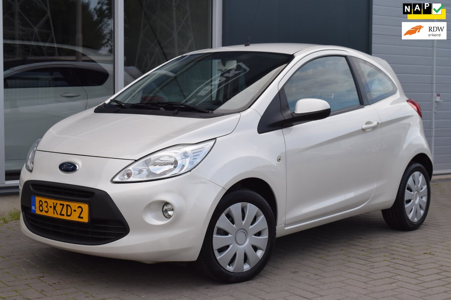 Ford Ka - 1.2 Titanium | Airco | NAP + APK 7-2027 - AutoWereld.nl