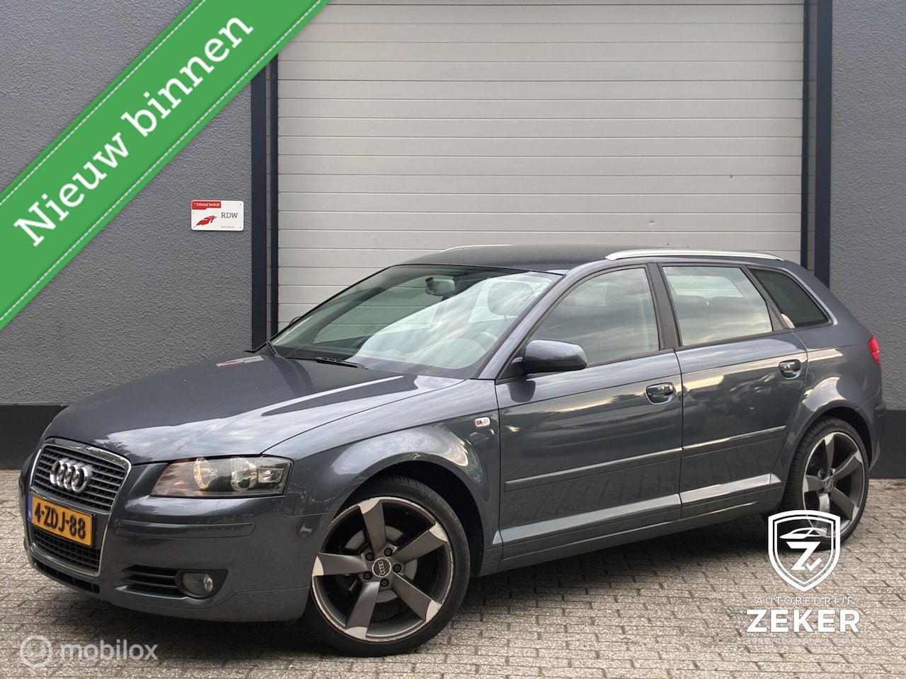 Audi A3 - 1.6 Attraction / nieuwe apk / leuke auto / - AutoWereld.nl